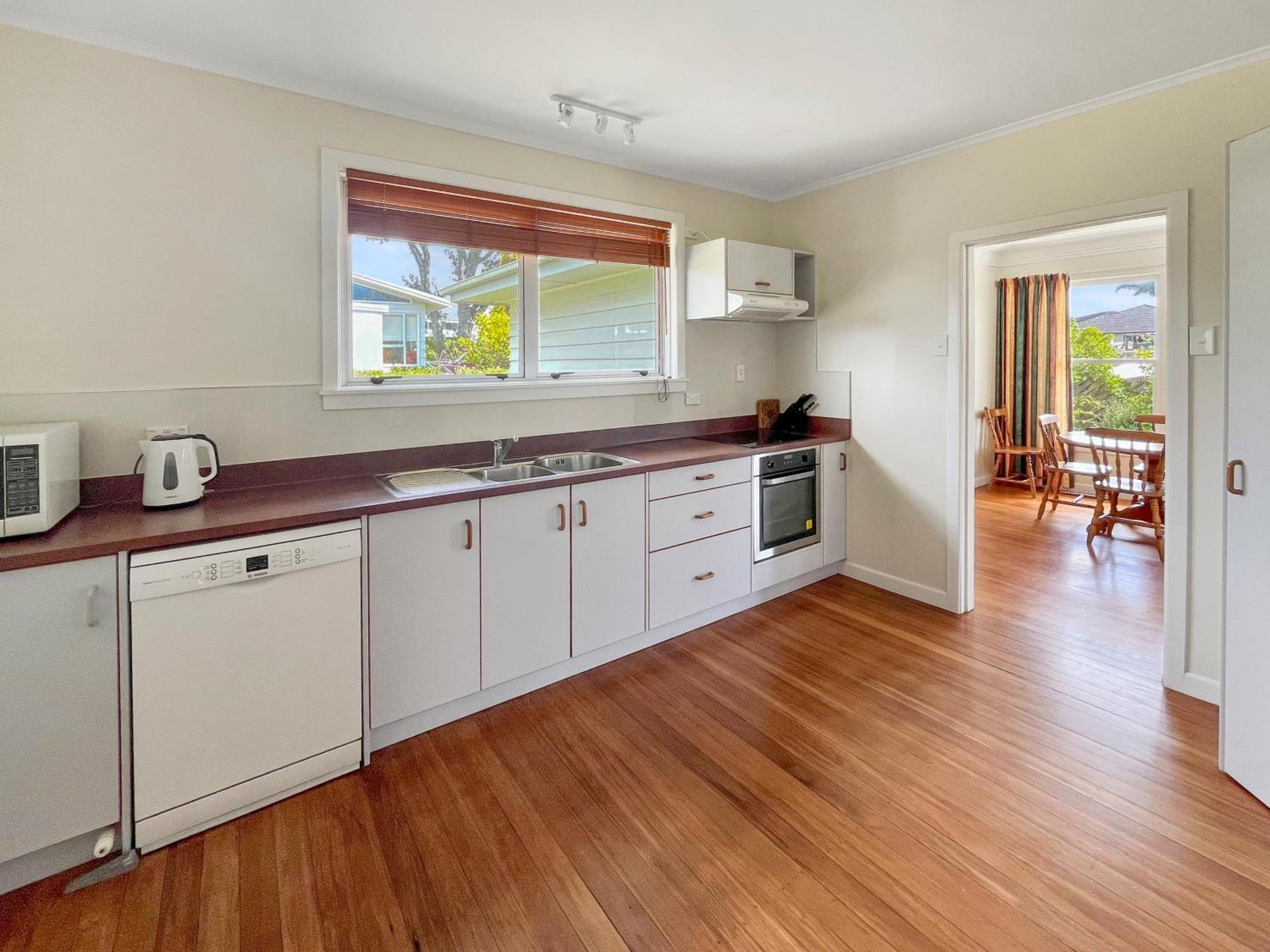 The Publican'S Palace Whitianga Extérieur photo